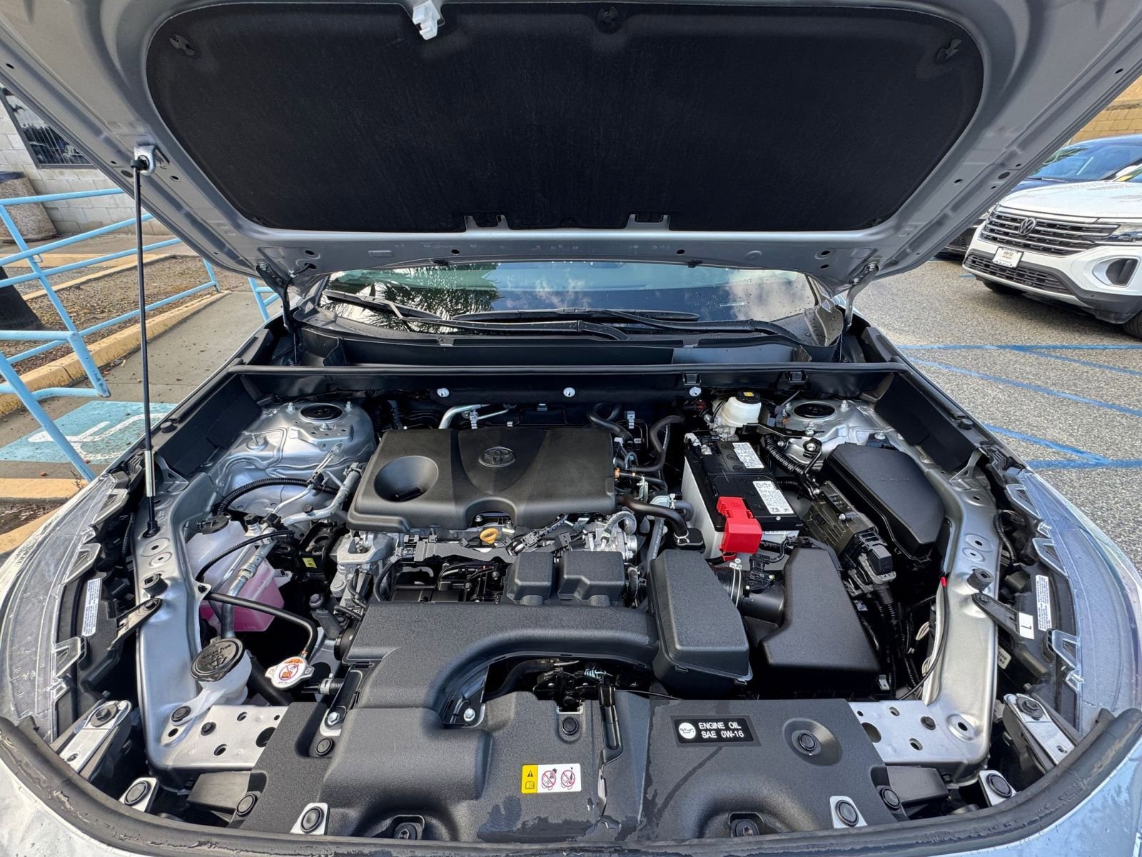 Thumbnail: 2025 Toyota RAV4 - 34