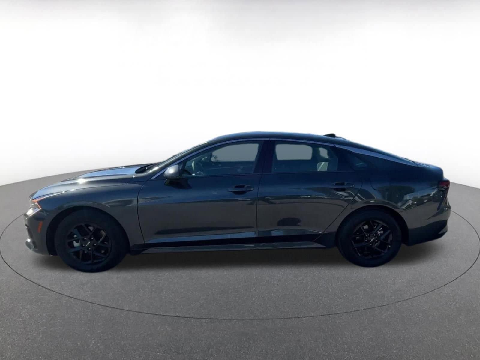 Thumbnail: 2025 Kia K5 - 9