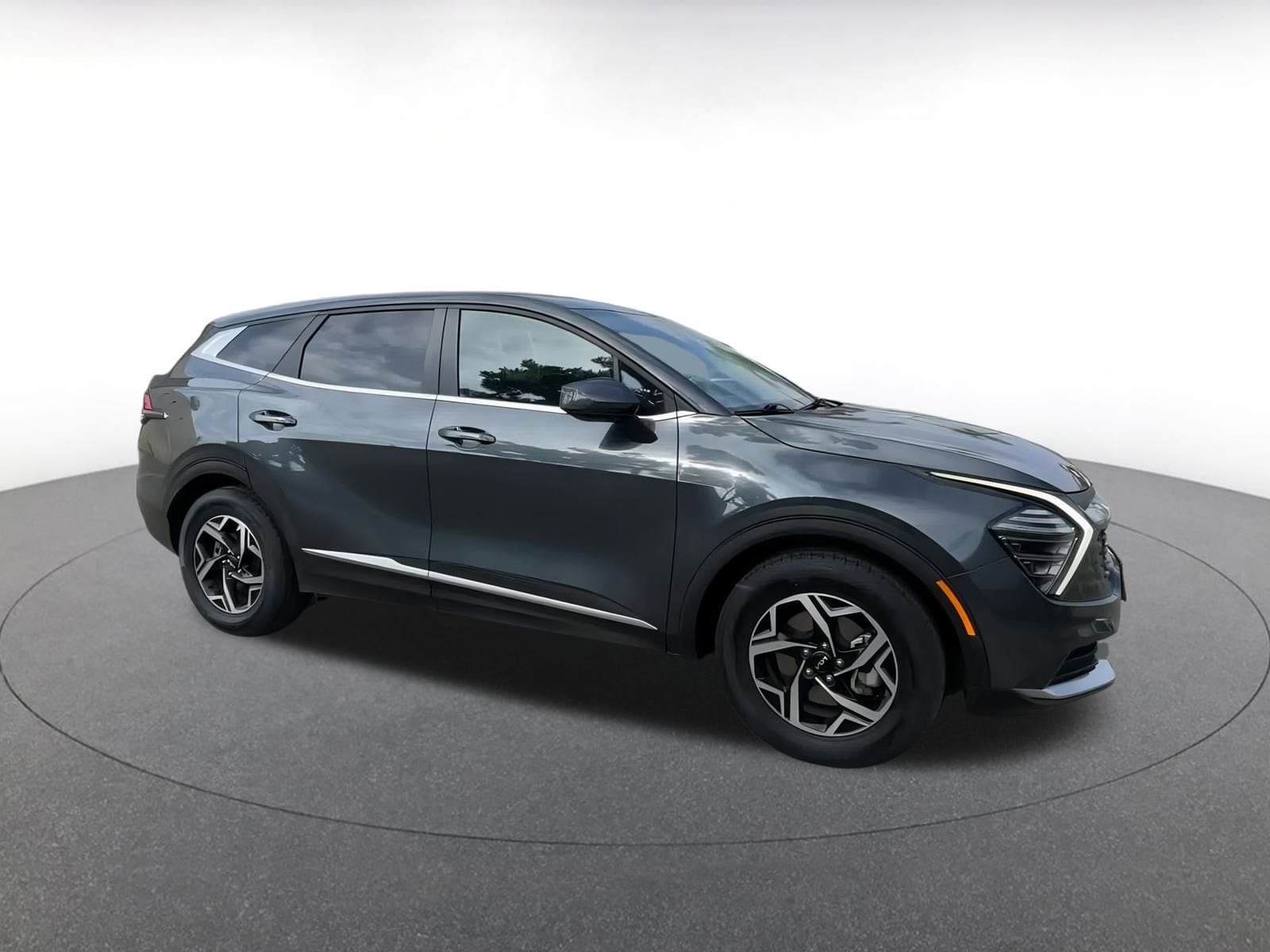 Thumbnail: 2024 Kia Sportage - 2