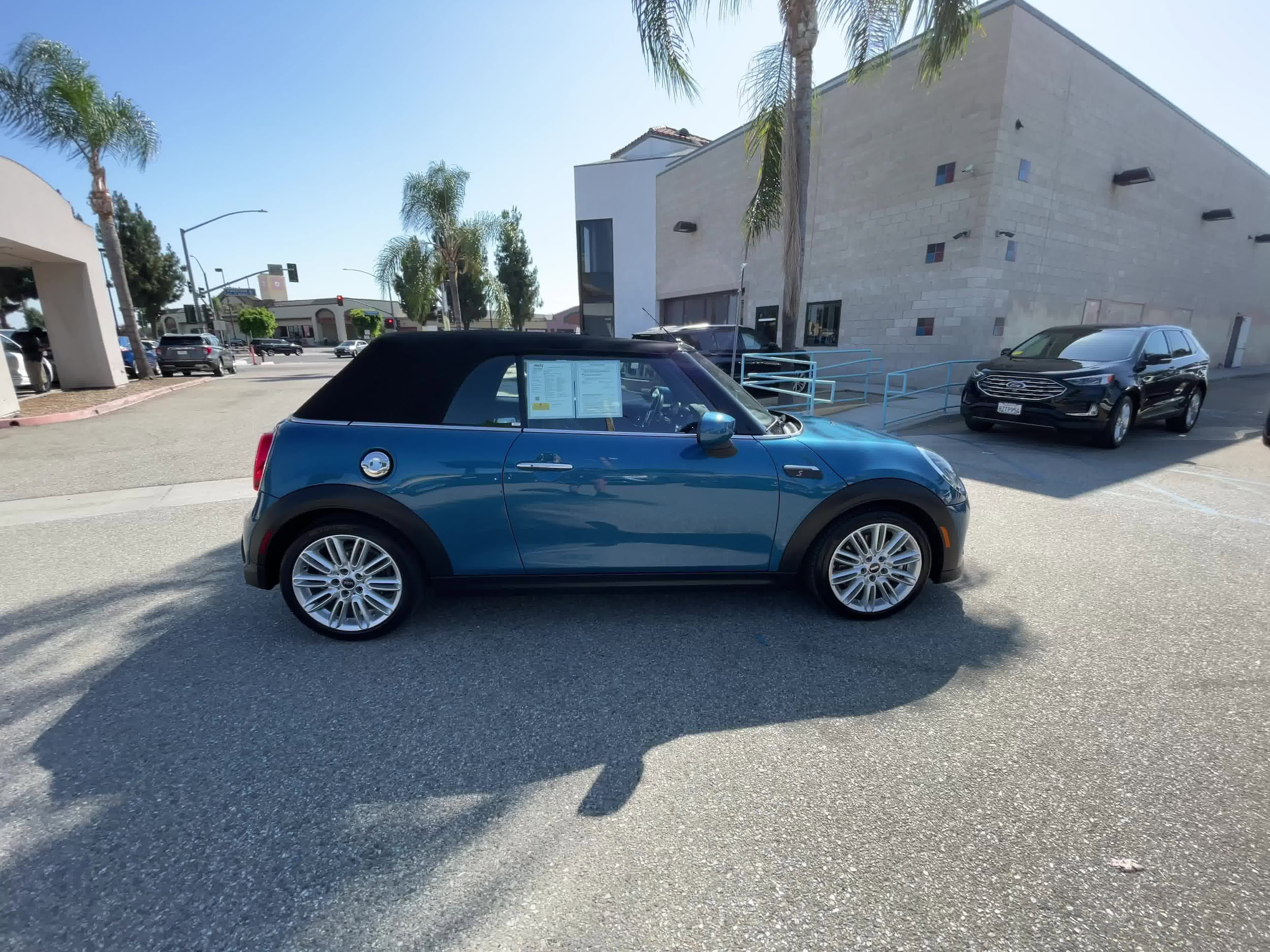 2024 MINI Cooper Convertible S 16