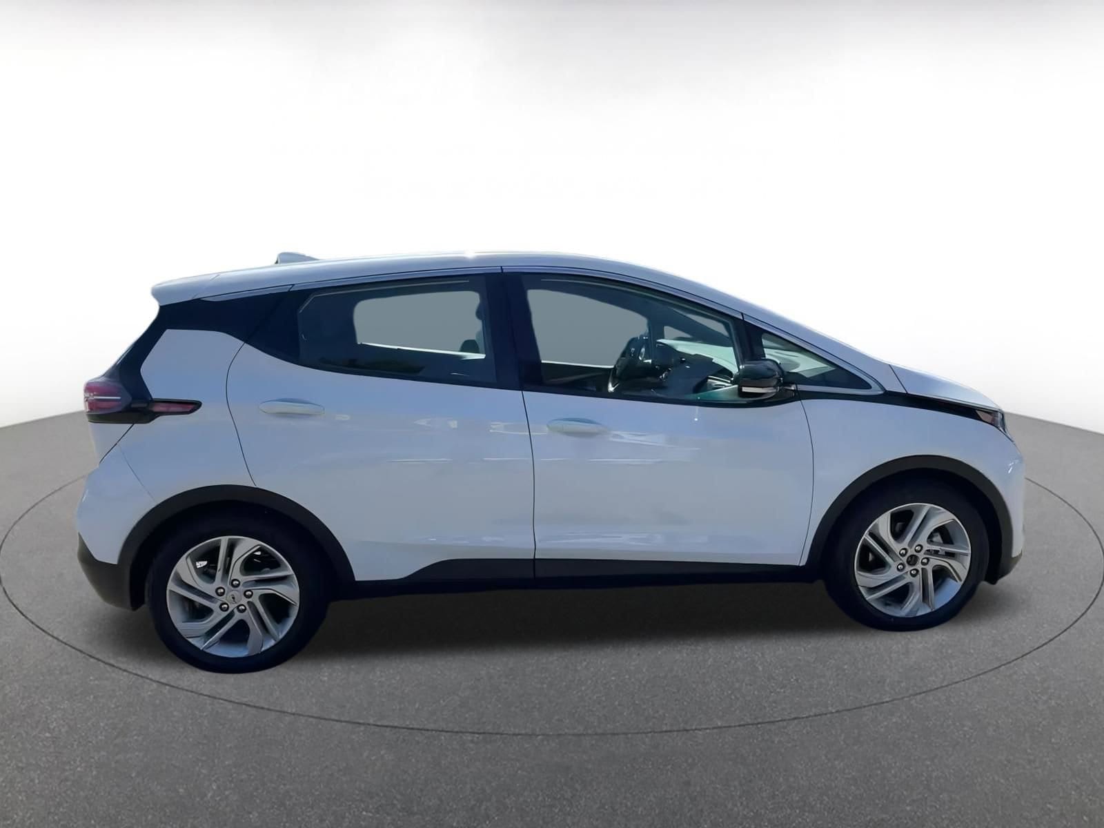 Thumbnail: 2023 Chevrolet Bolt EV - 16