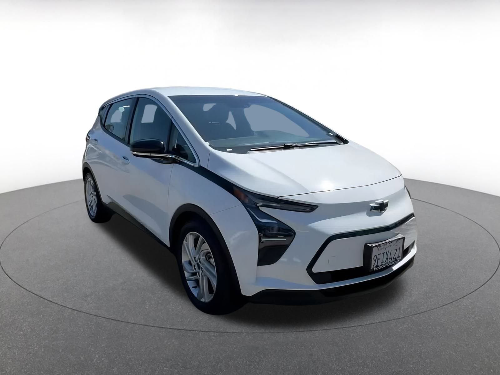 Thumbnail: 2023 Chevrolet Bolt EV - 3