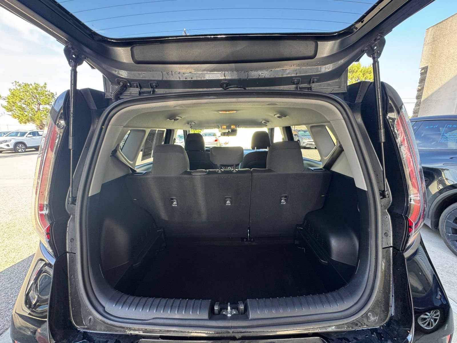 Thumbnail: 2025 Kia Soul - 29