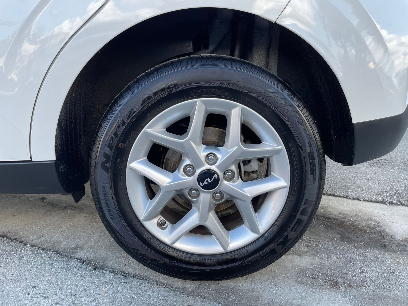 Thumbnail: 2025 Kia Soul - 30