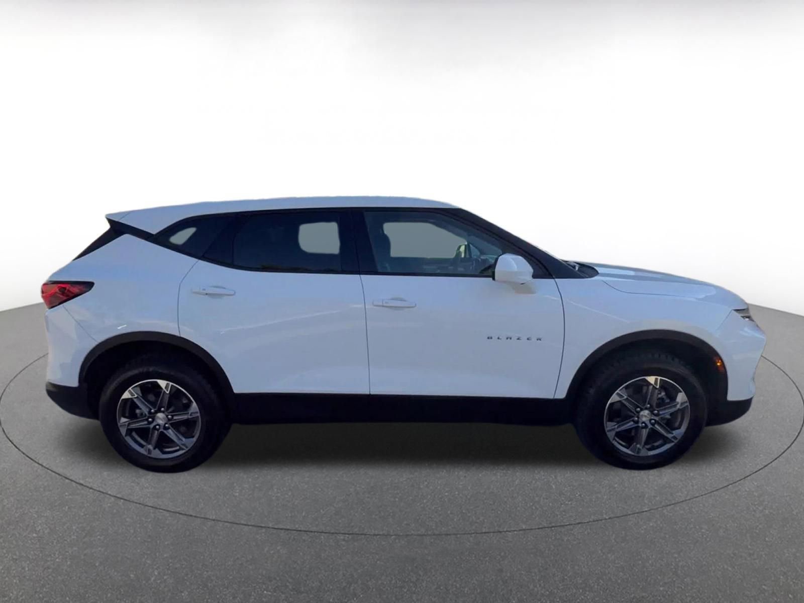 Thumbnail: 2025 Chevrolet Blazer - 16