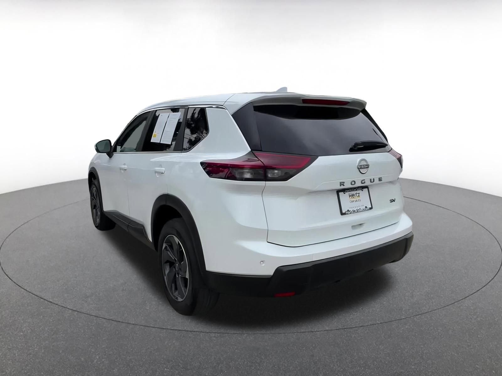 Thumbnail: 2024 Nissan Rogue - 11