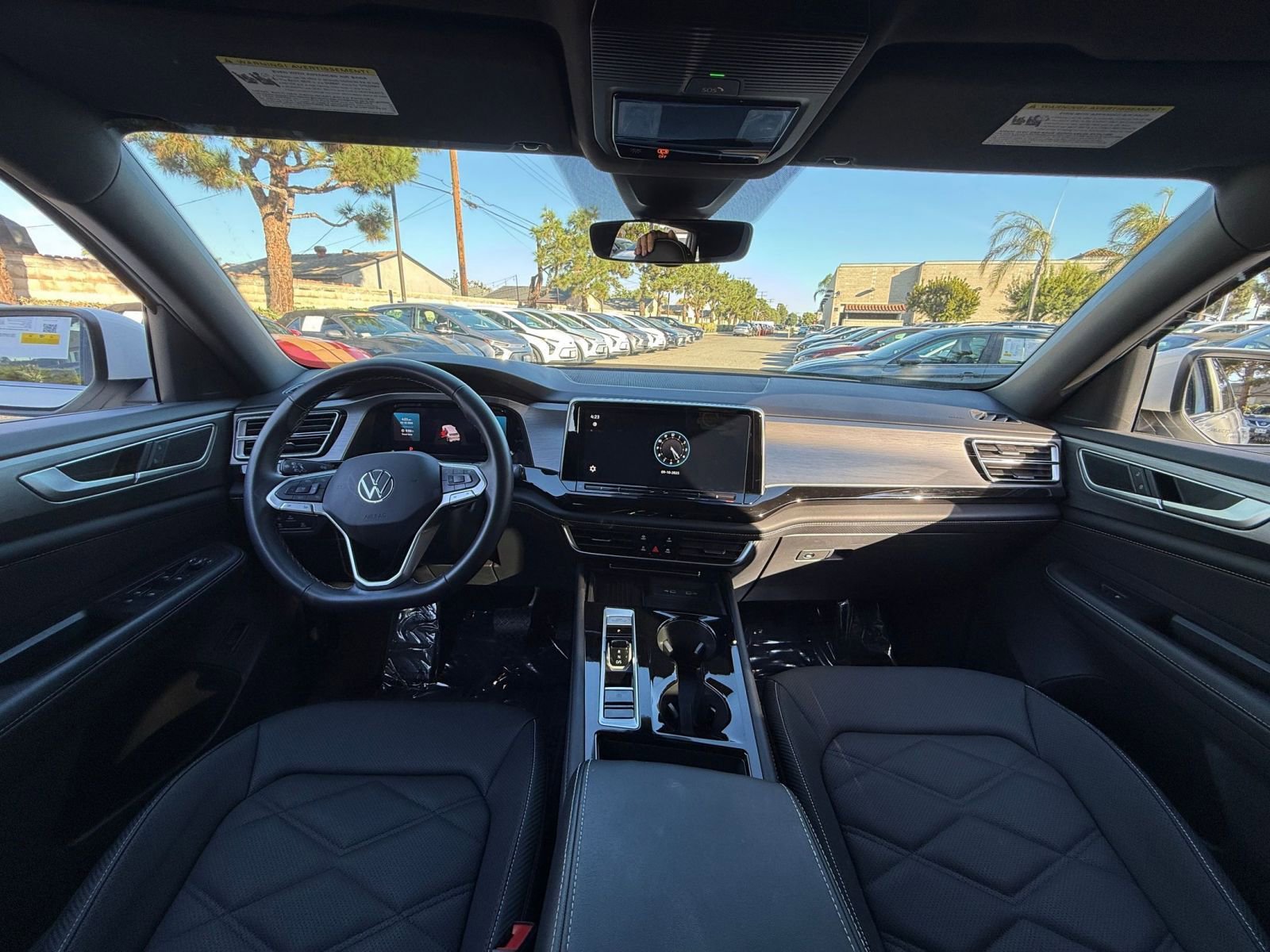 Thumbnail: 2025 Volkswagen Atlas - 29