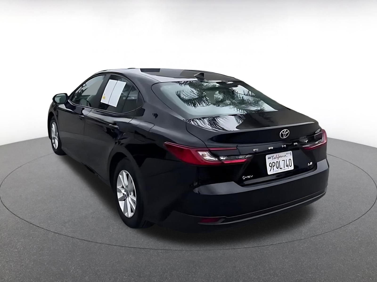 Thumbnail: 2025 Toyota Camry - 11