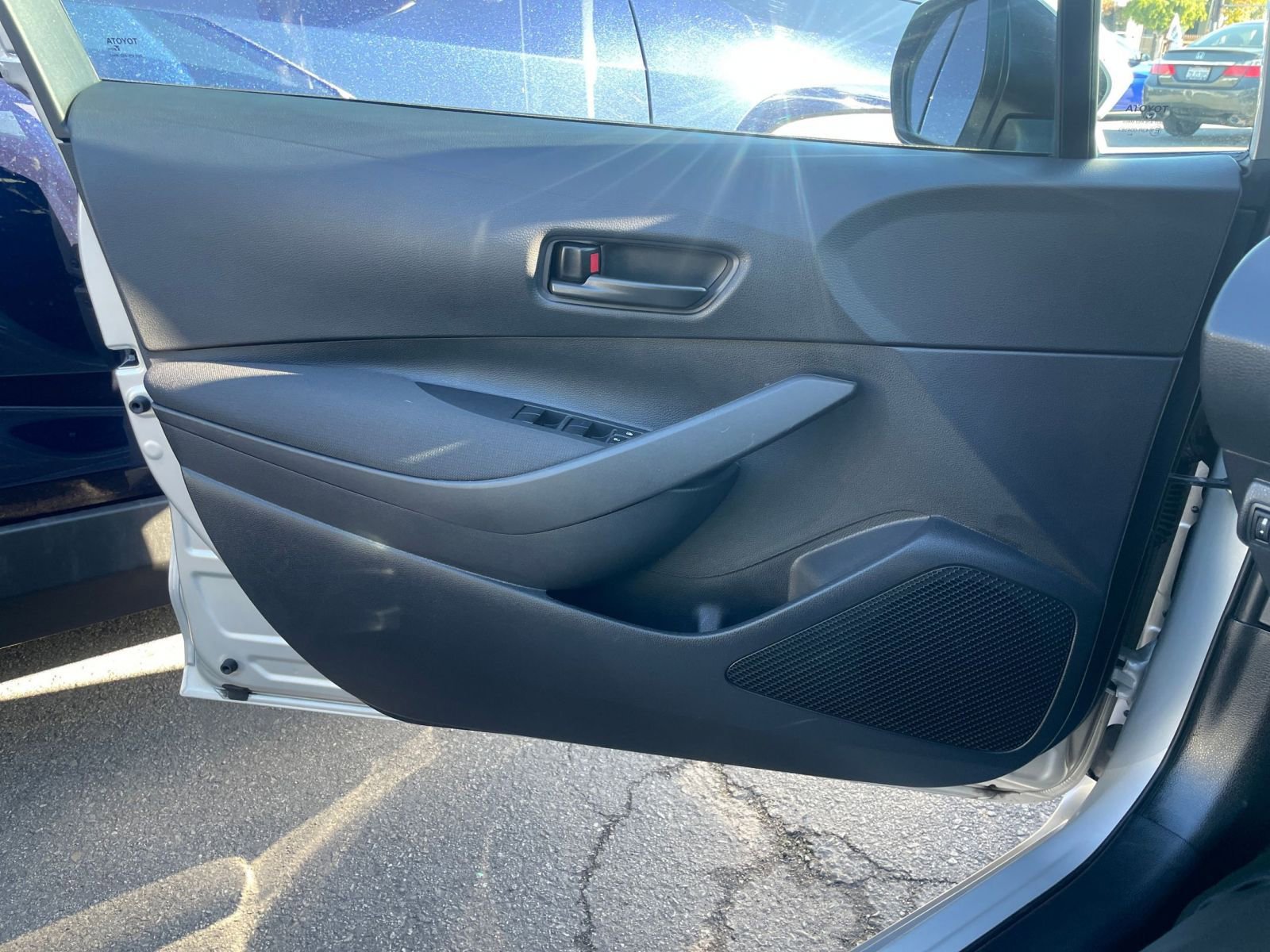 Thumbnail: 2025 Toyota Corolla - 20