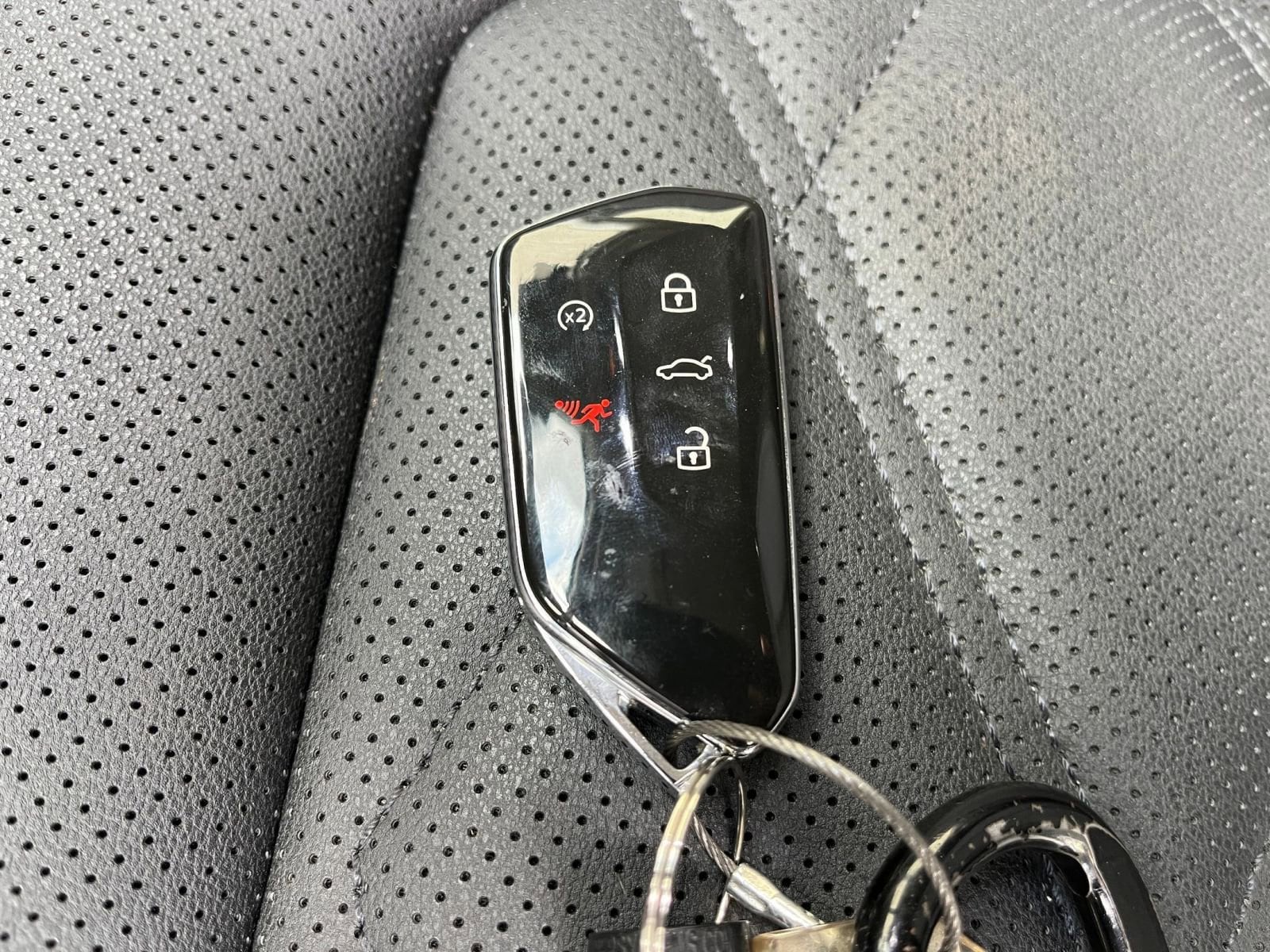 Thumbnail: 2025 Volkswagen Atlas - 22