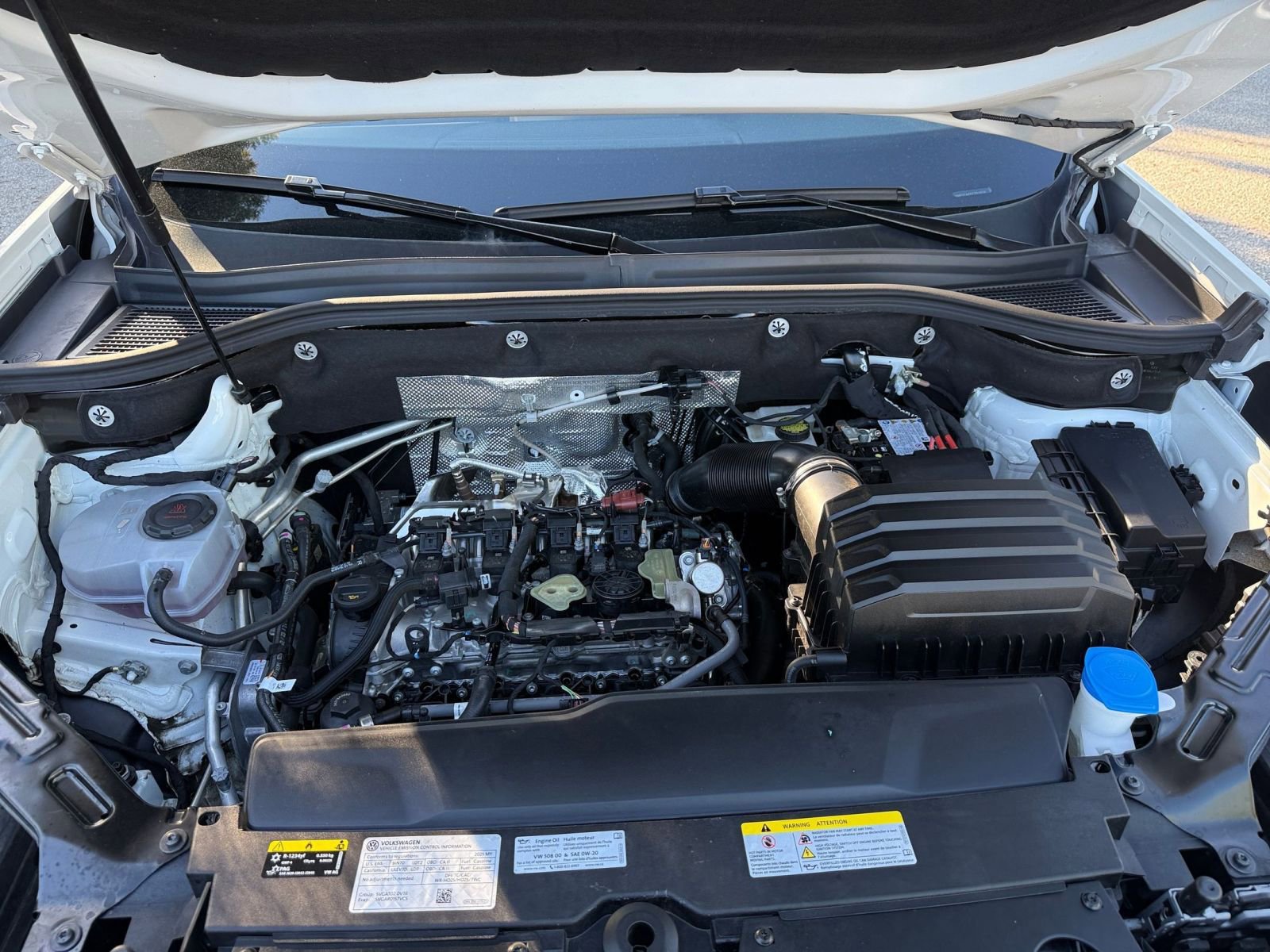 Thumbnail: 2025 Volkswagen Atlas - 28