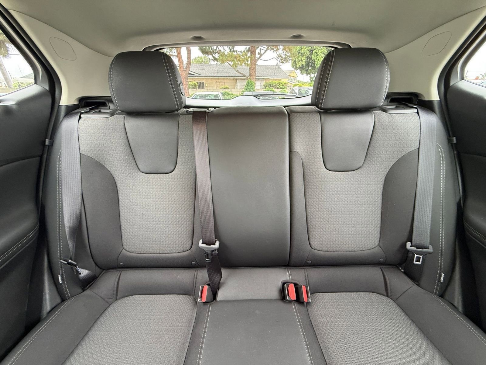 Thumbnail: 2025 Buick Encore GX - 35