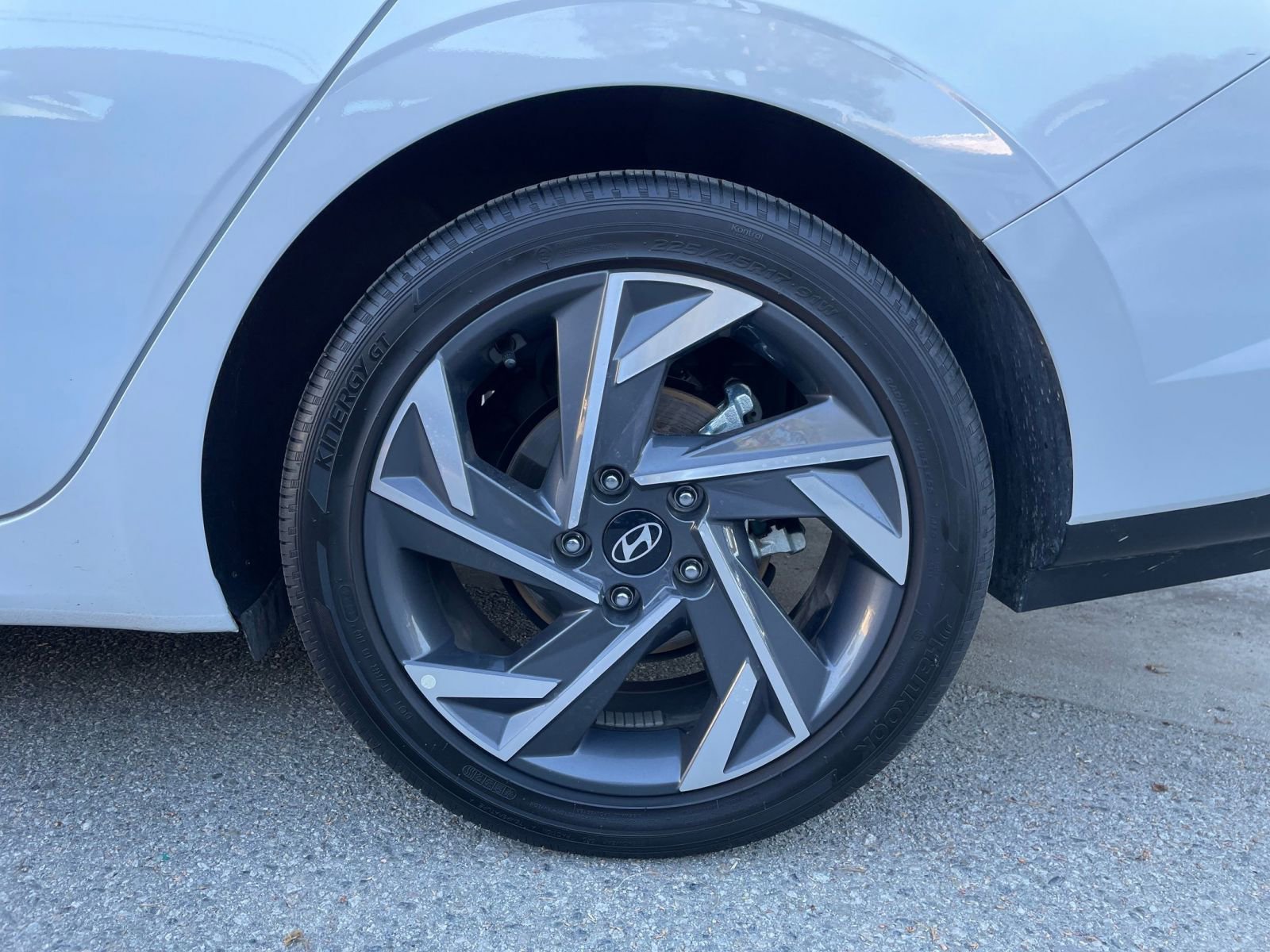 Thumbnail: 2025 Hyundai Elantra - 30