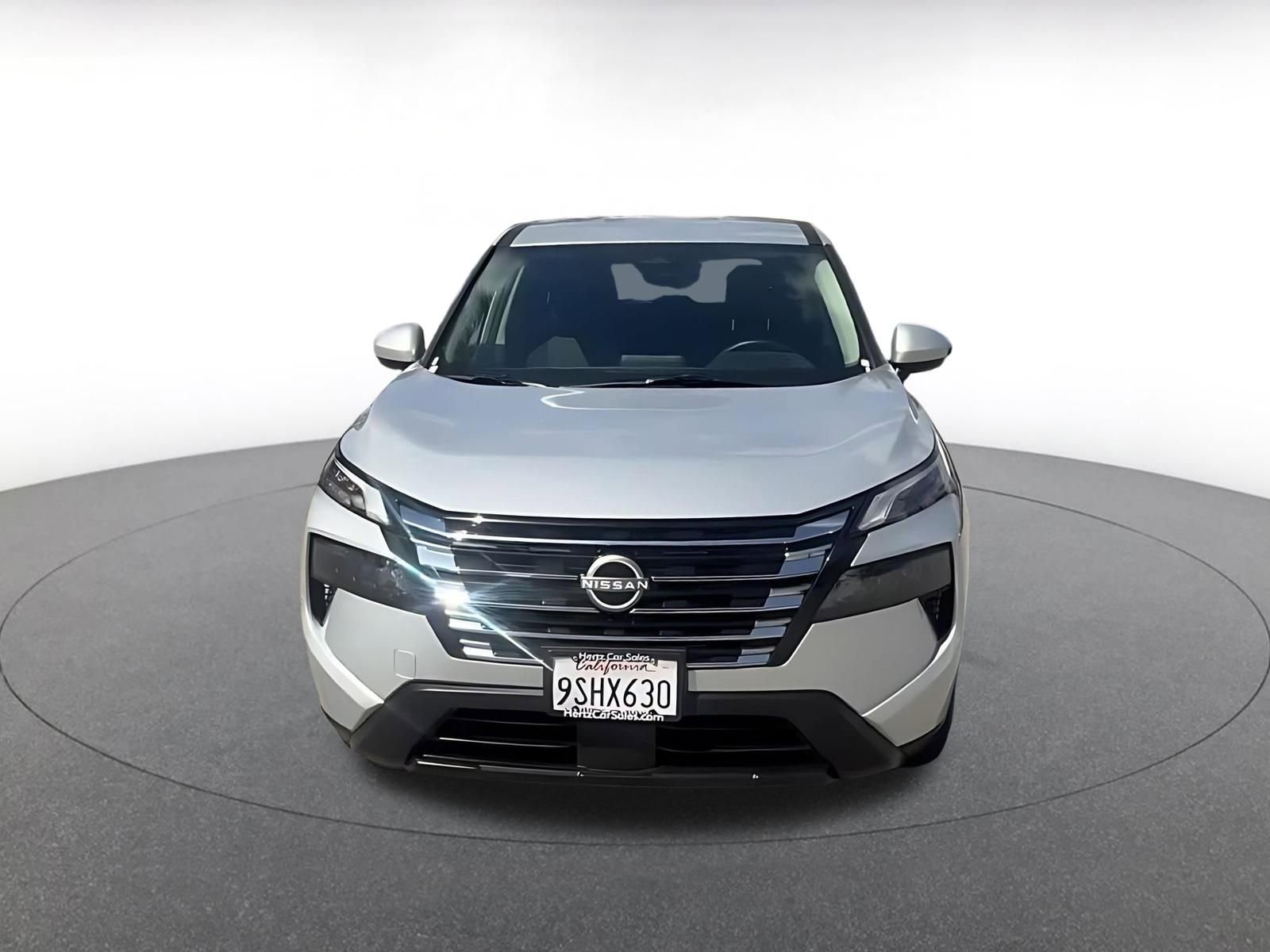 Thumbnail: 2025 Nissan Rogue - 4