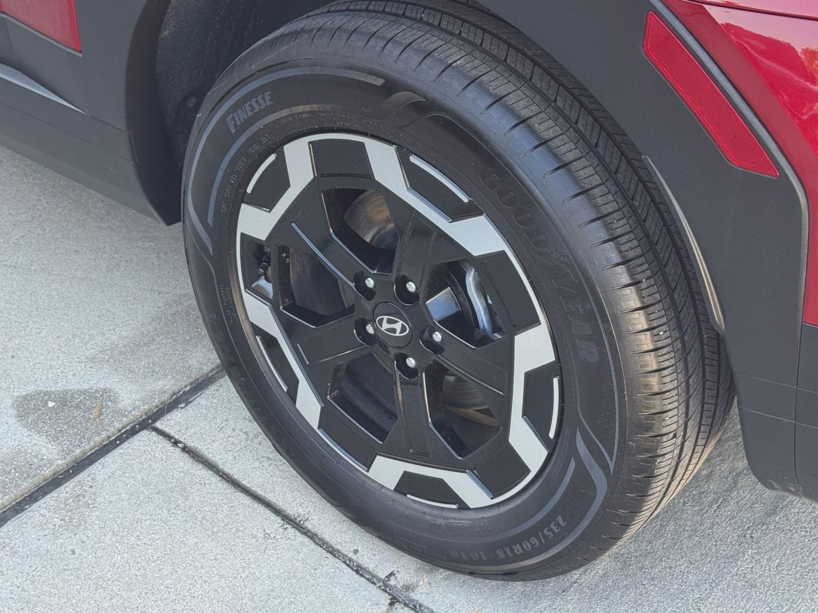 Thumbnail: 2025 Hyundai Santa Fe - 32