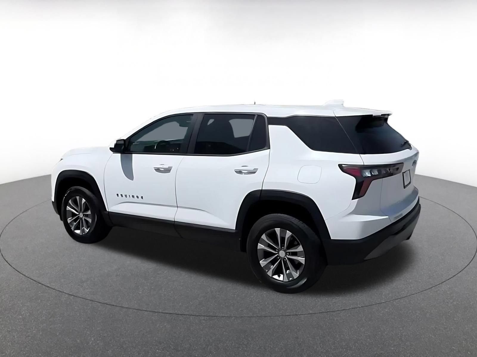 Thumbnail: 2025 Chevrolet Equinox - 9