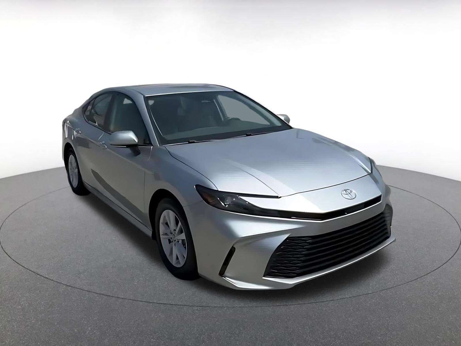 Thumbnail: 2025 Toyota Camry - 3