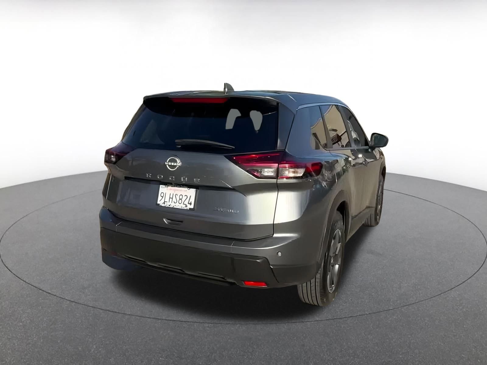 Thumbnail: 2024 Nissan Rogue - 11