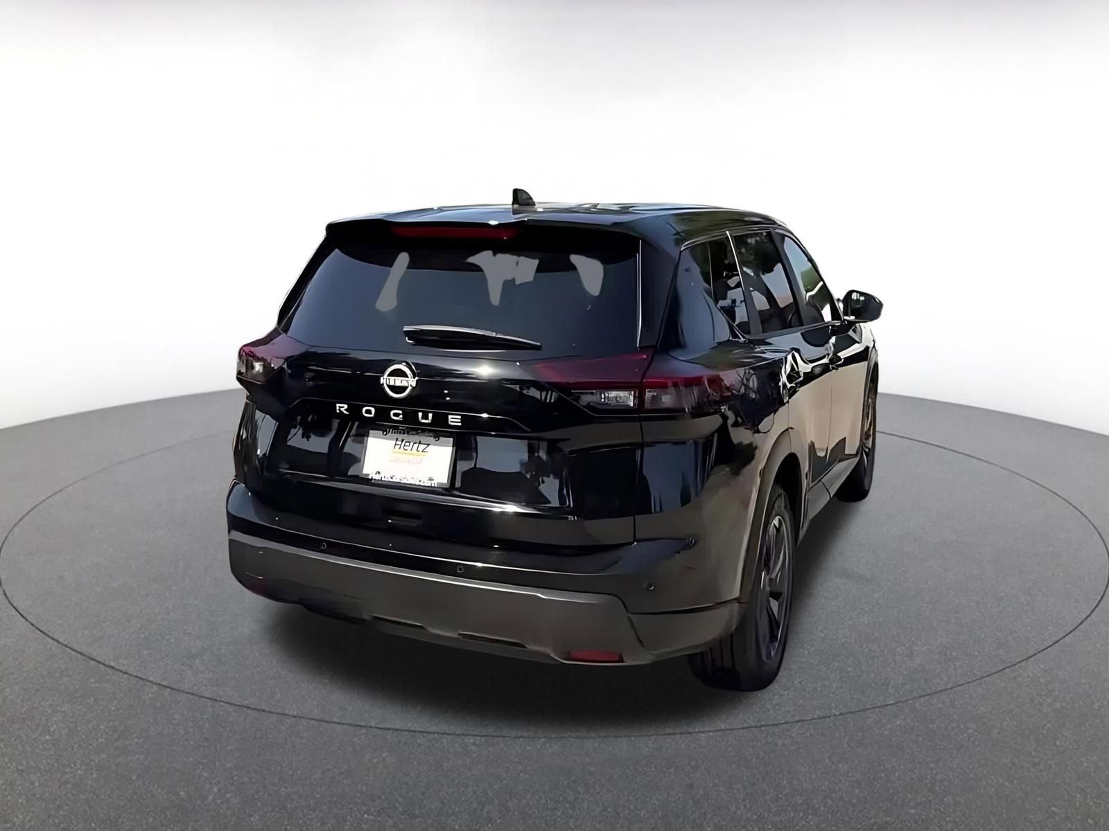 Thumbnail: 2025 Nissan Rogue - 15