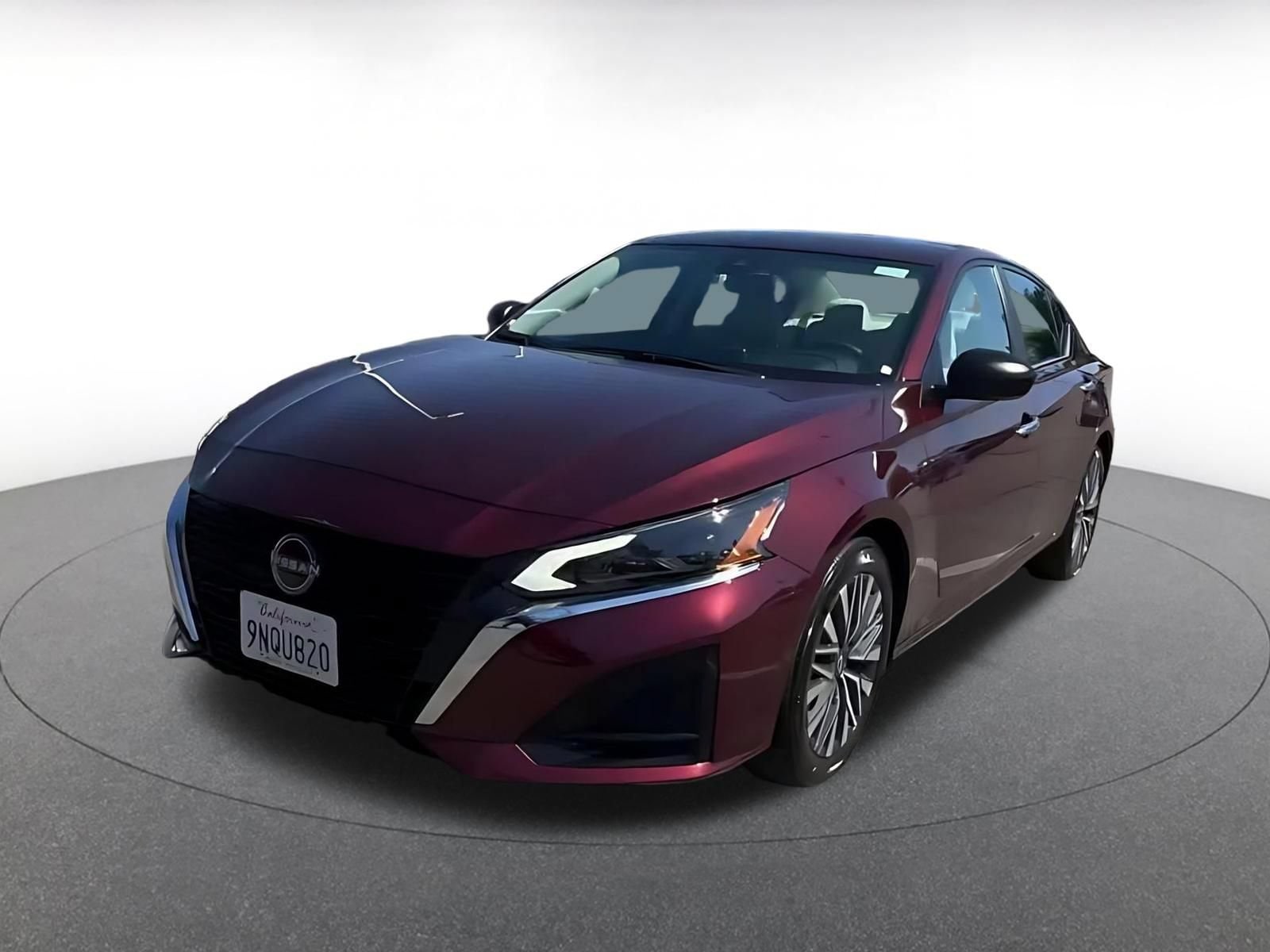 Thumbnail: 2025 Nissan Altima - 7