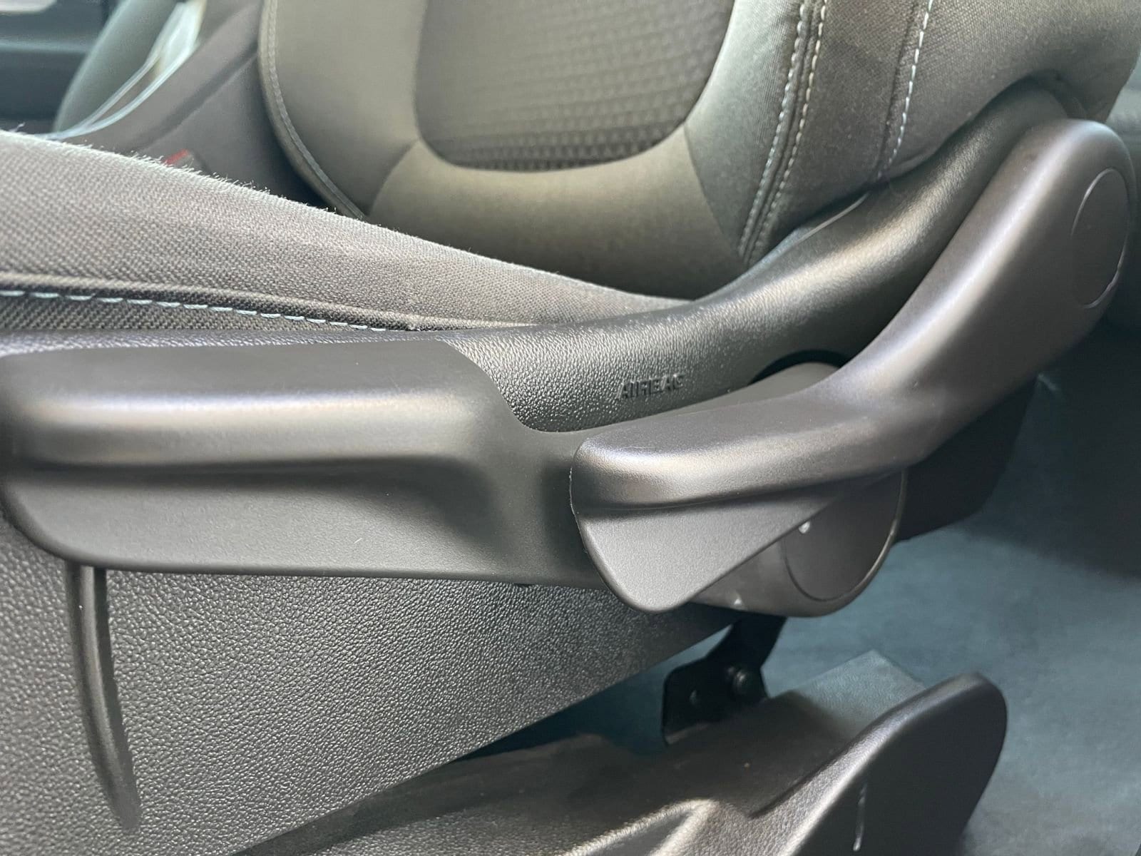 Thumbnail: 2023 Chevrolet Bolt EV - 27