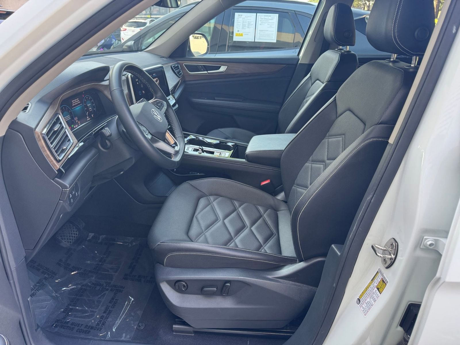 Thumbnail: 2025 Volkswagen Atlas - 27