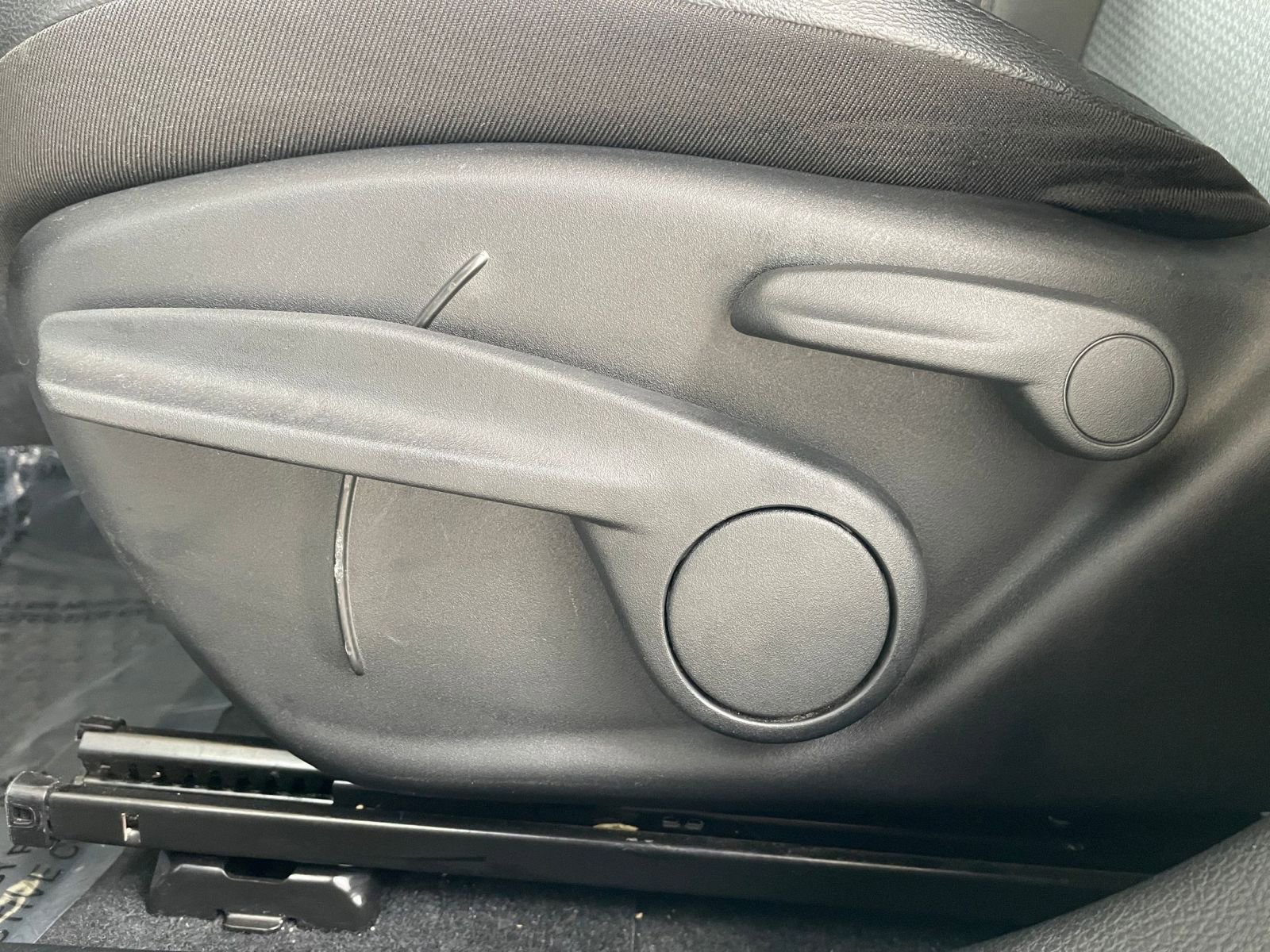 Thumbnail: 2025 Jeep Compass - 23