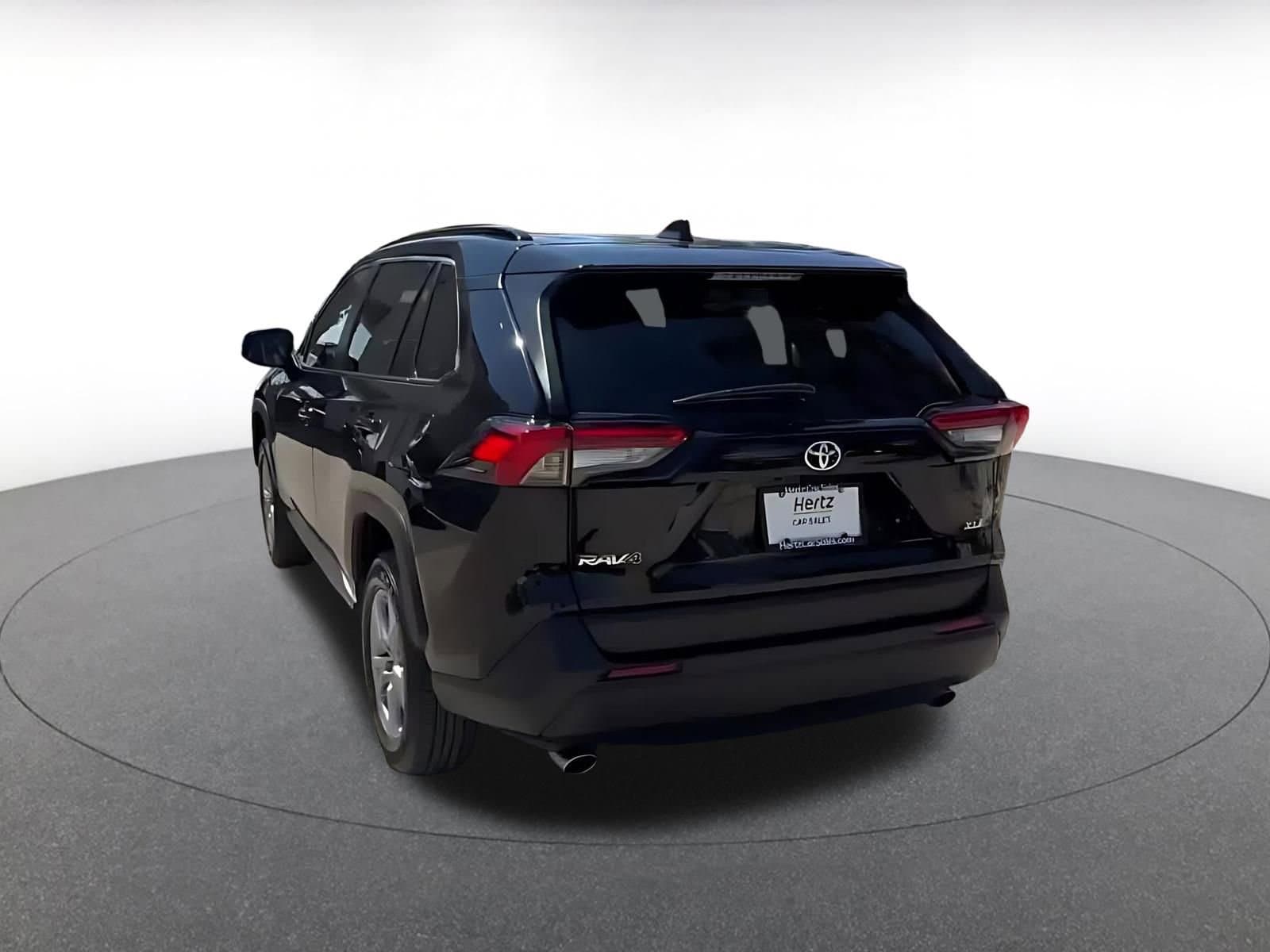 Thumbnail: 2025 Toyota RAV4 - 11