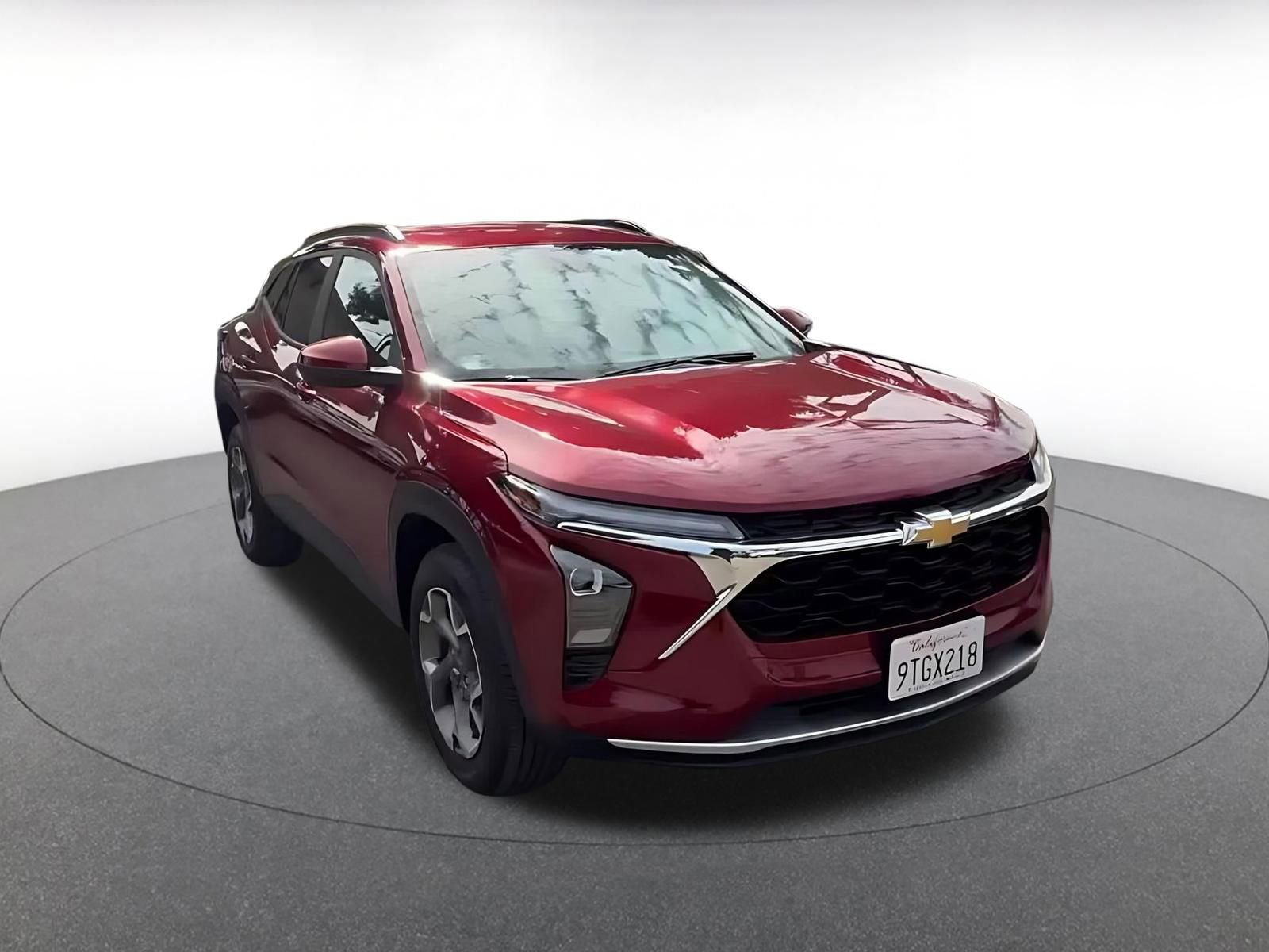 Thumbnail: 2025 Chevrolet Trax - 2