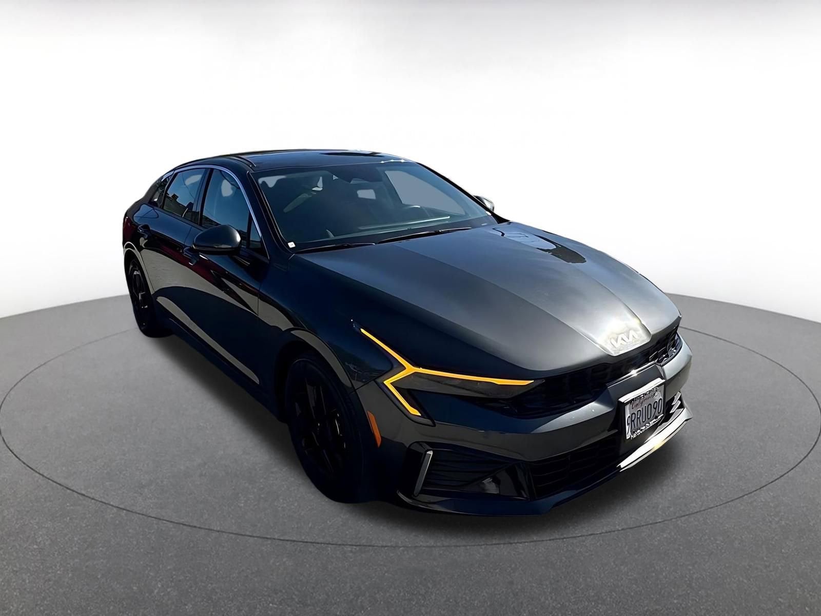 Thumbnail: 2025 Kia K5 - 1