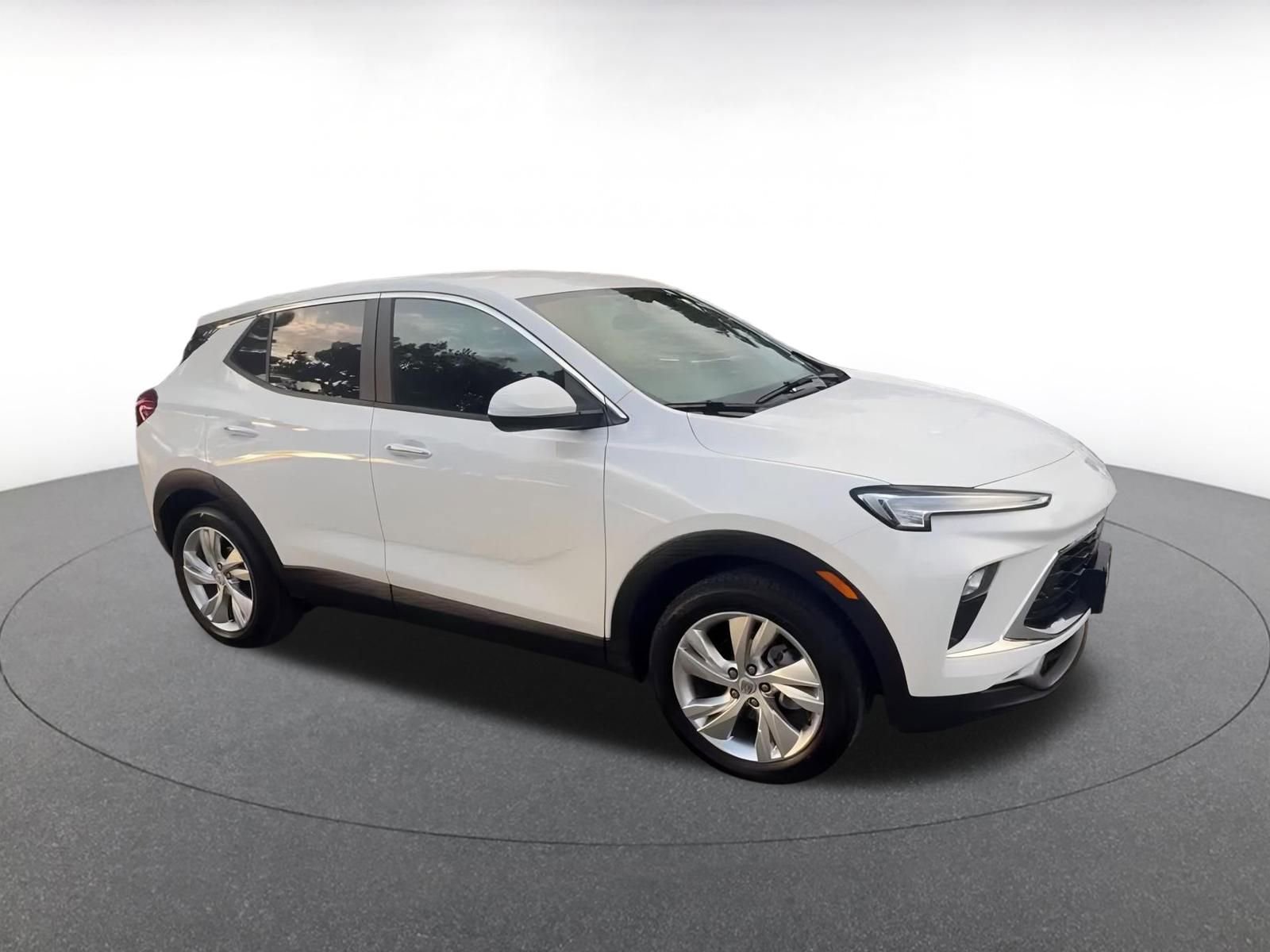 Thumbnail: 2025 Buick Encore GX - 2