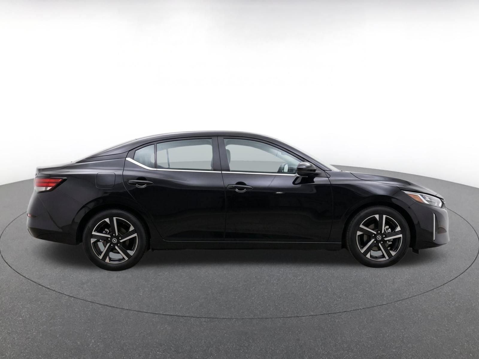 Thumbnail: 2025 Nissan Sentra - 8