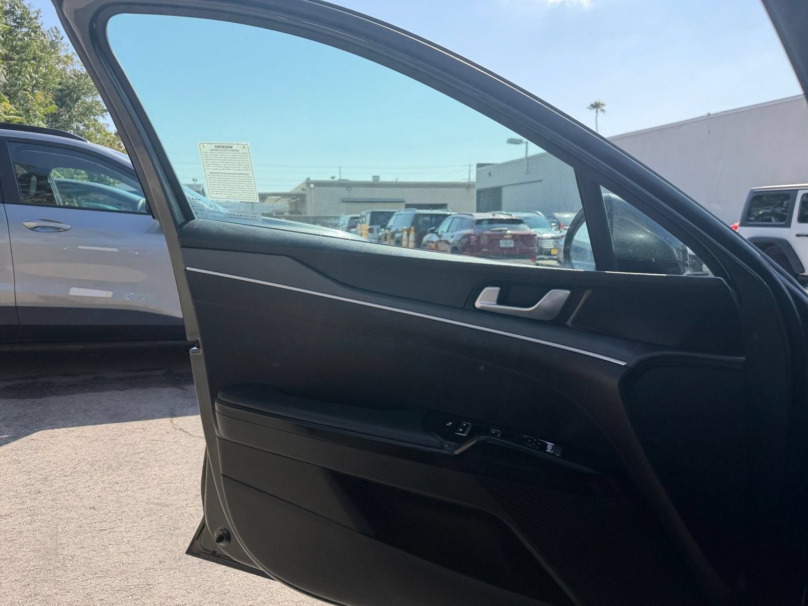 Thumbnail: 2025 Kia K5 - 18