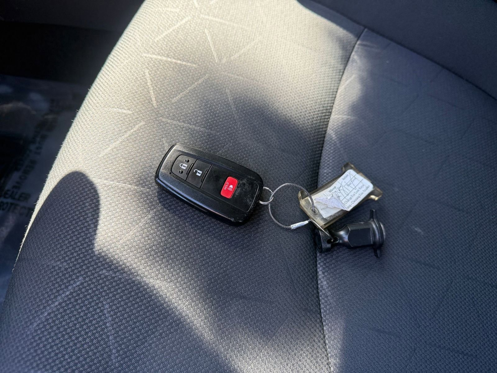 Thumbnail: 2025 Toyota RAV4 - 20