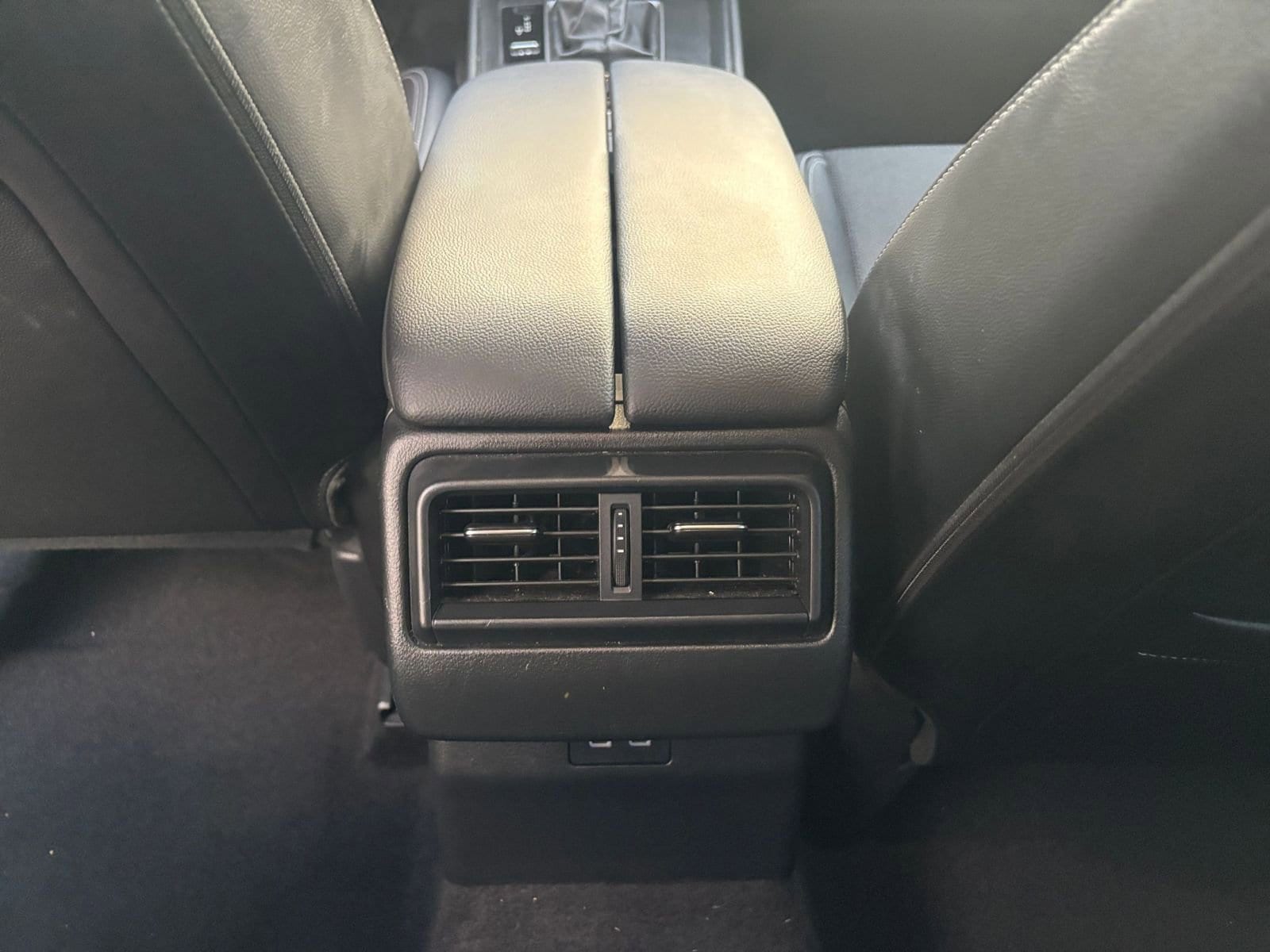 Thumbnail: 2025 Mazda CX-50 - 24