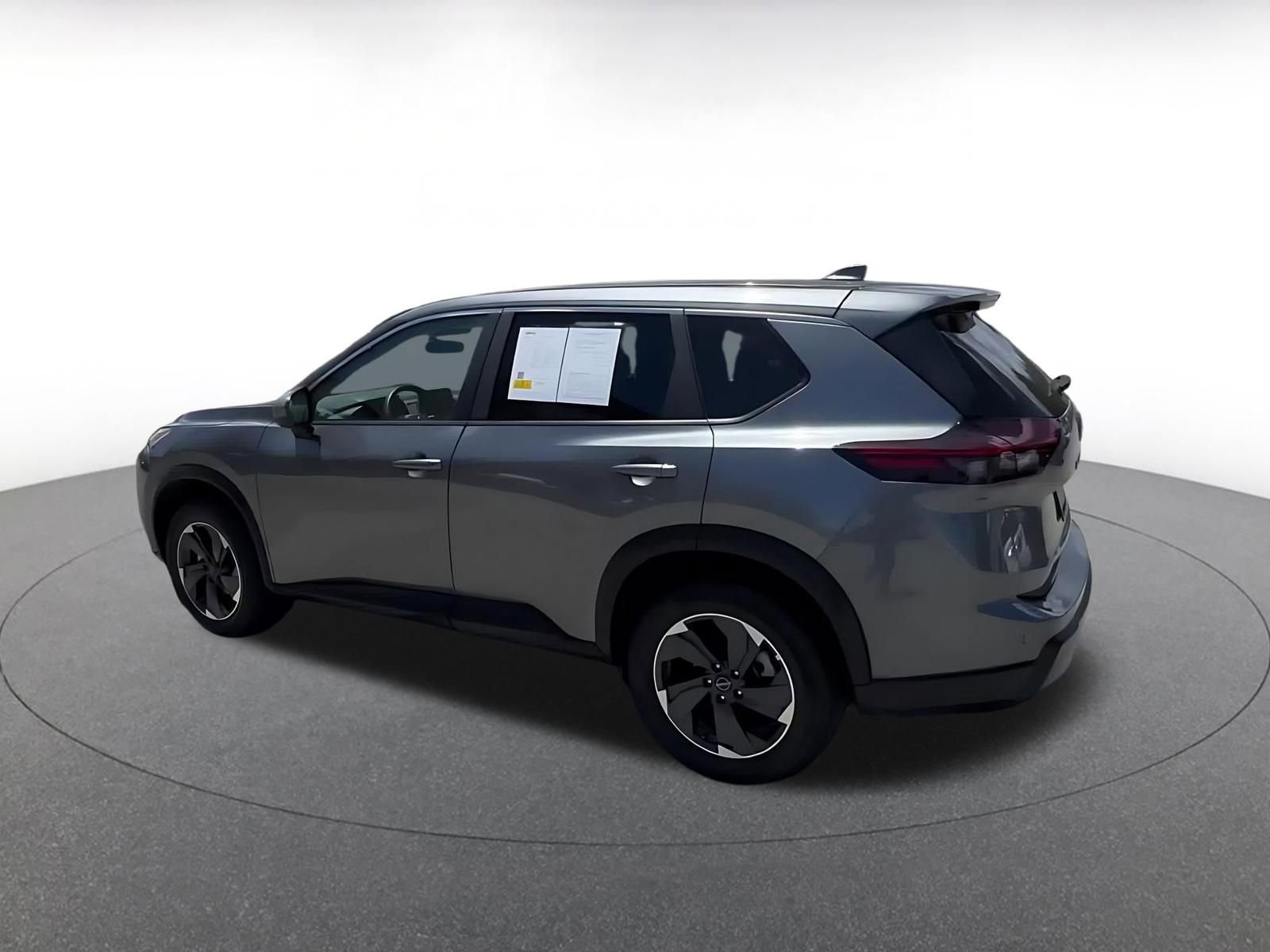 Thumbnail: 2025 Nissan Rogue - 10