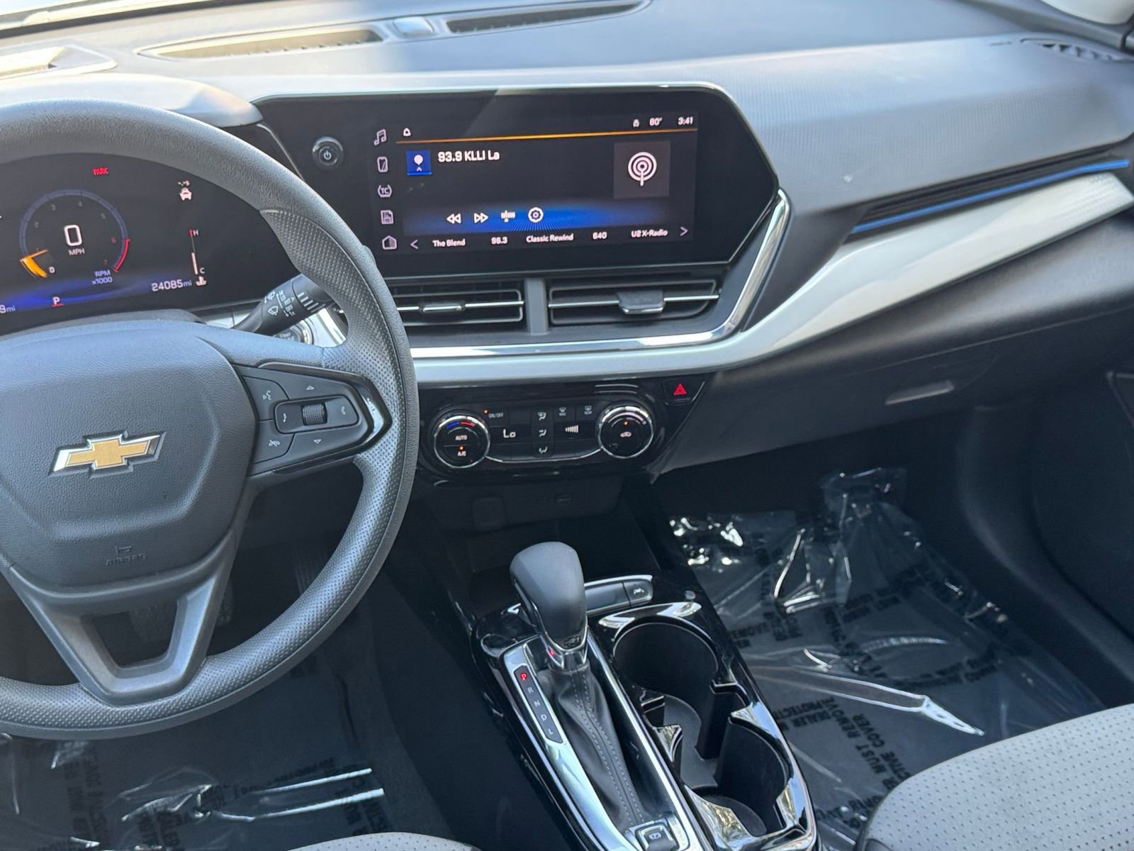 Thumbnail: 2025 Chevrolet Trax - 20