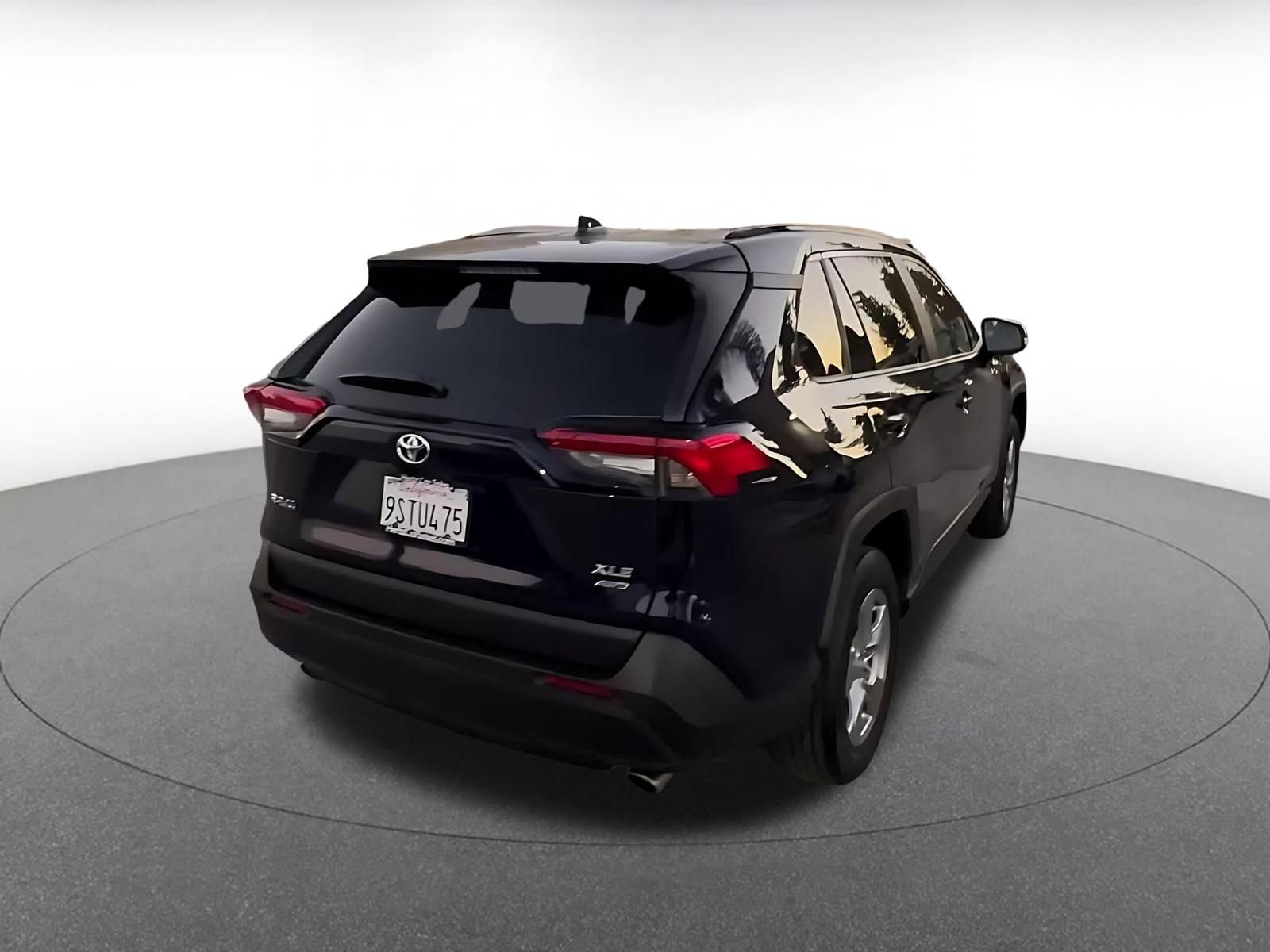 Thumbnail: 2025 Toyota RAV4 - 15