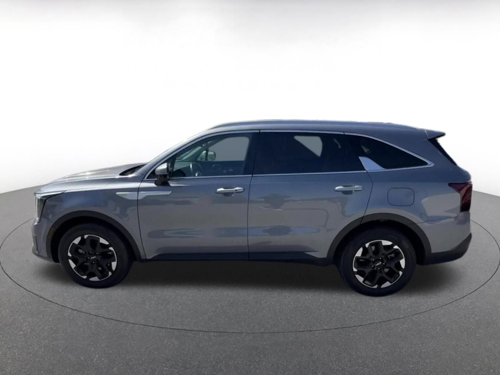 Thumbnail: 2024 Kia Sorento - 9