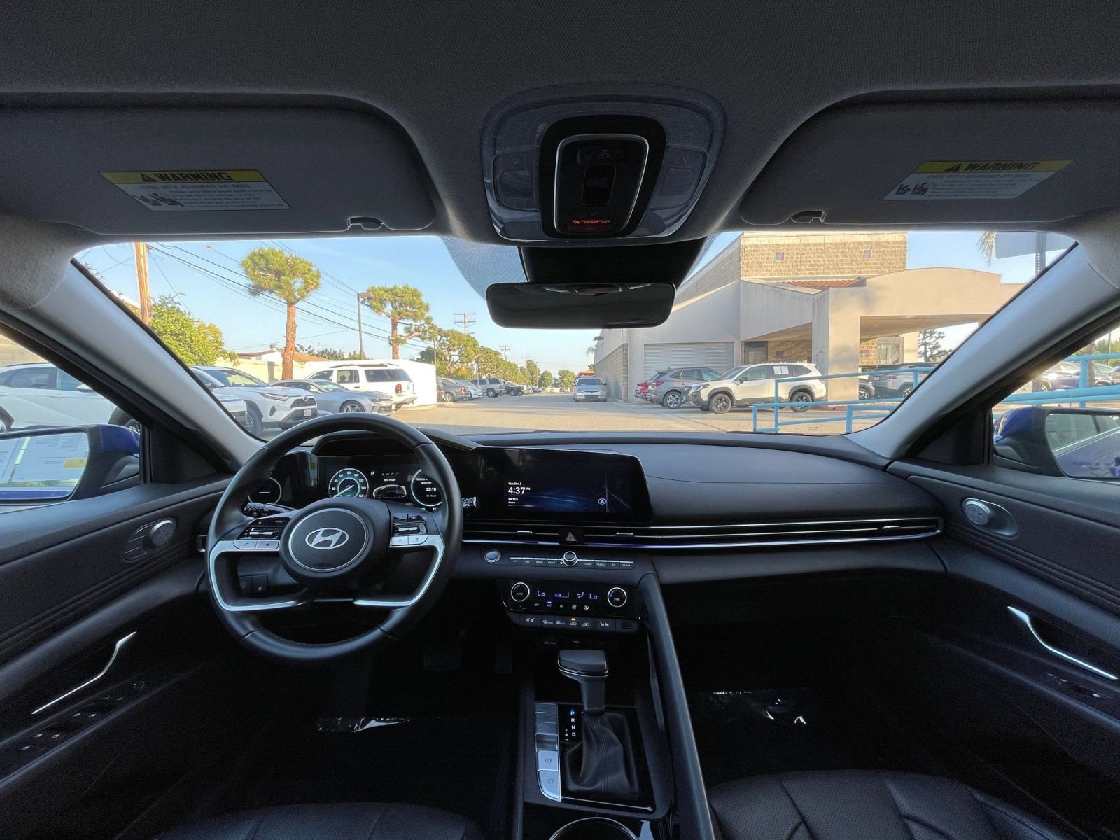 Thumbnail: 2025 Hyundai Elantra - 33