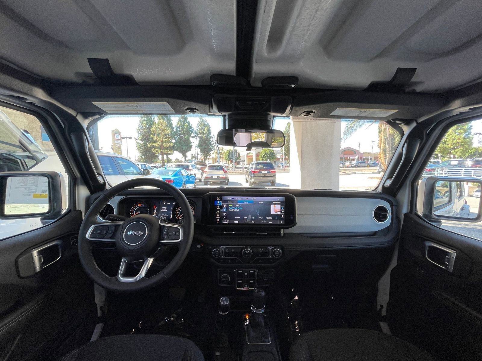 Thumbnail: 2025 Jeep Wrangler - 33