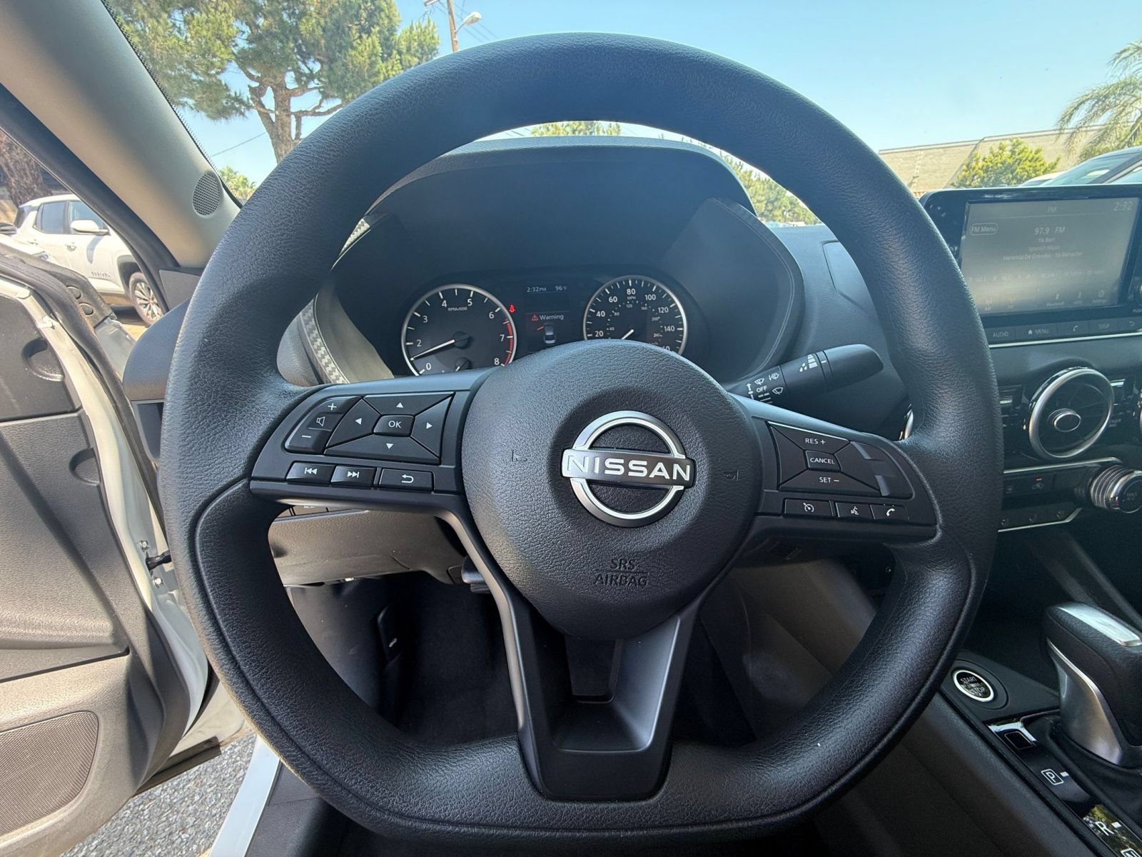 Thumbnail: 2025 Nissan Sentra - 24