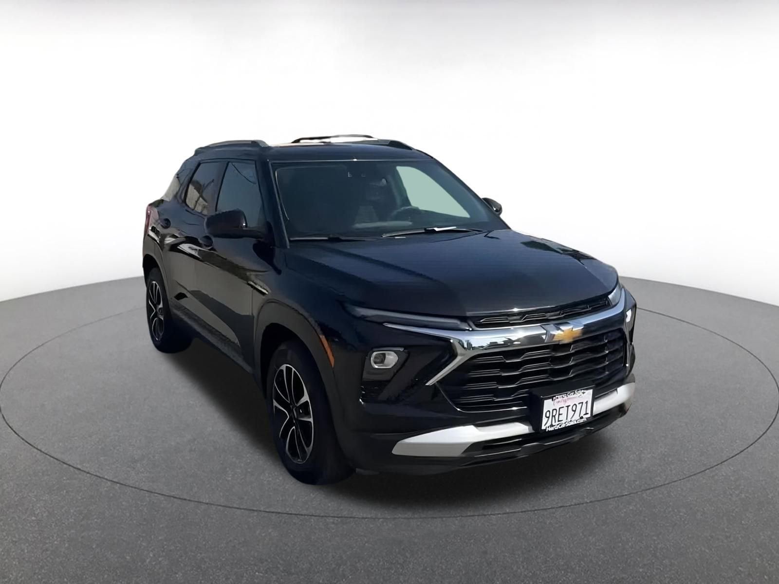 Thumbnail: 2025 Chevrolet TrailBlazer - 3