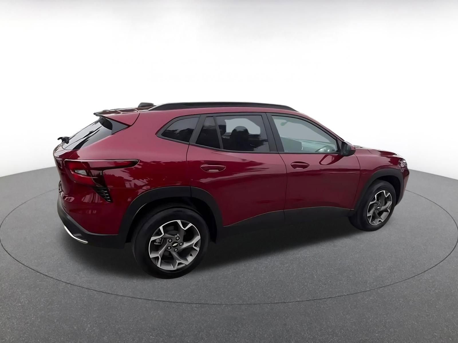 Thumbnail: 2025 Chevrolet Trax - 15