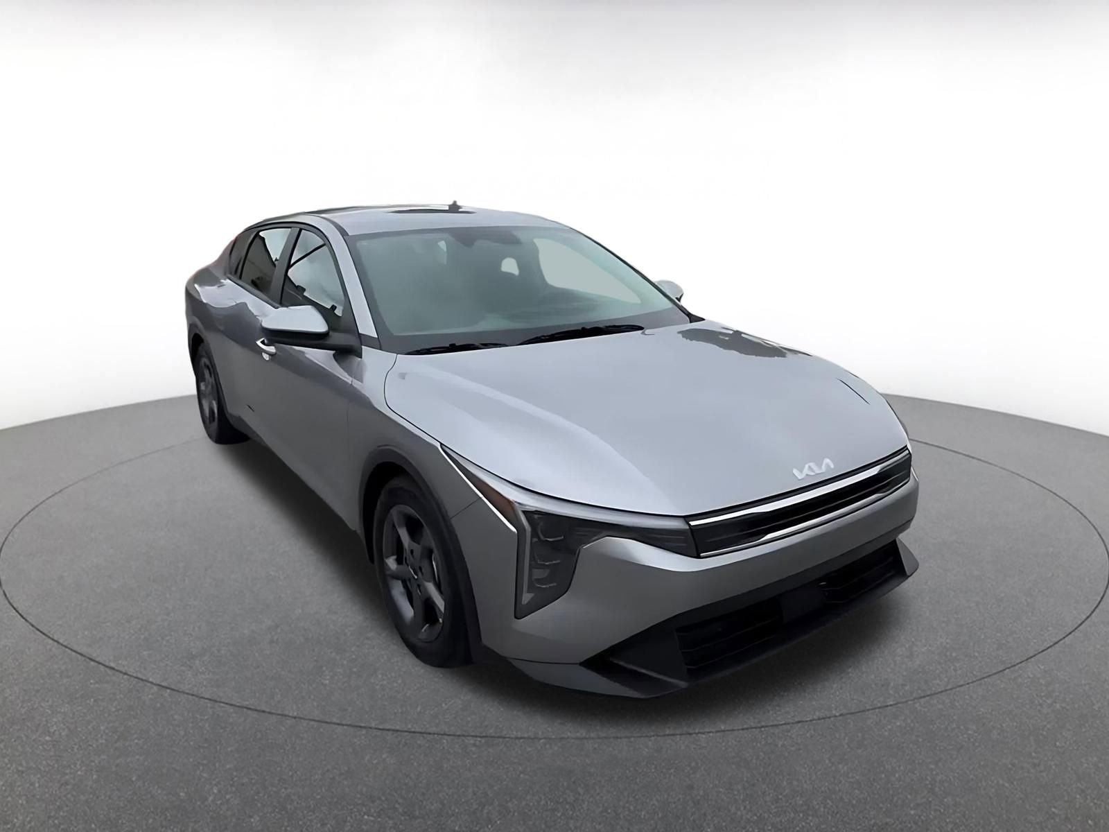 Thumbnail: 2025 Kia K4 - 3