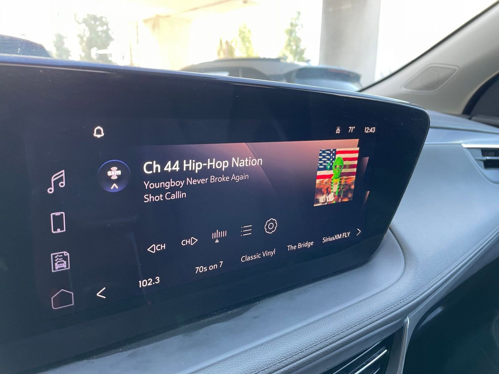 Thumbnail: 2025 Buick Encore GX - 21