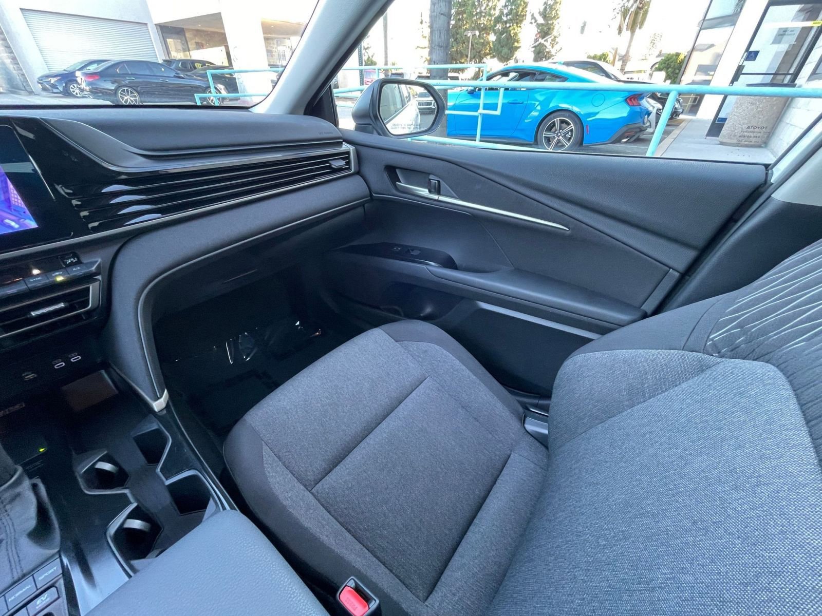 Thumbnail: 2025 Toyota Camry - 35