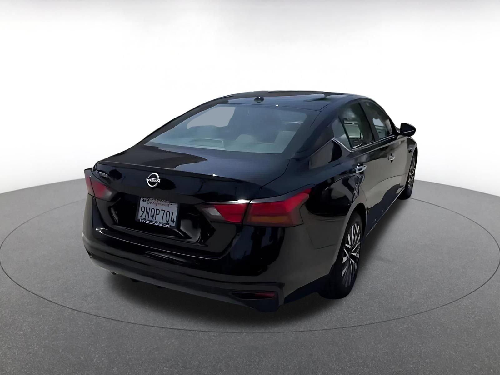 Thumbnail: 2025 Nissan Altima - 13