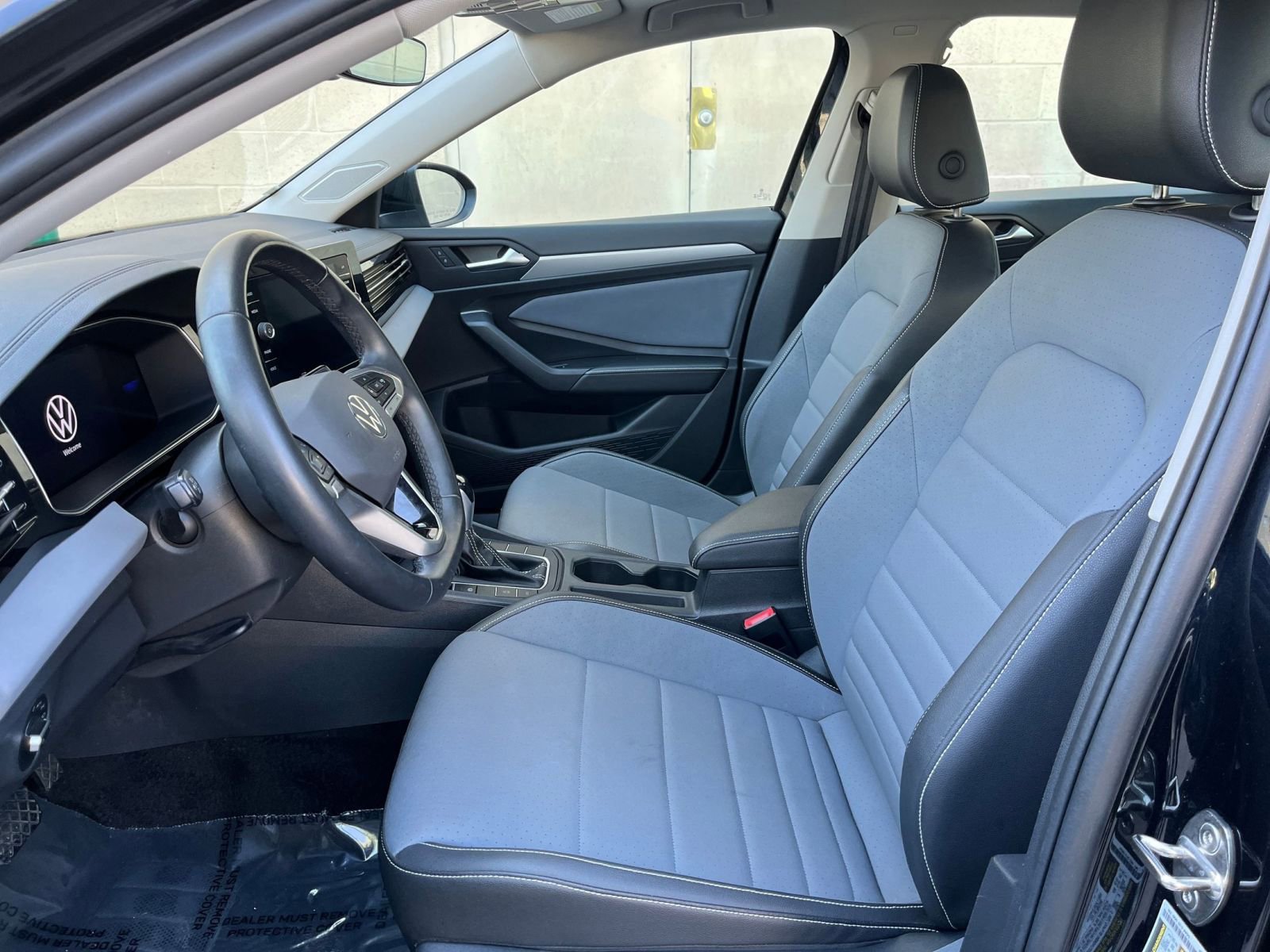 Thumbnail: 2025 Volkswagen Jetta - 27