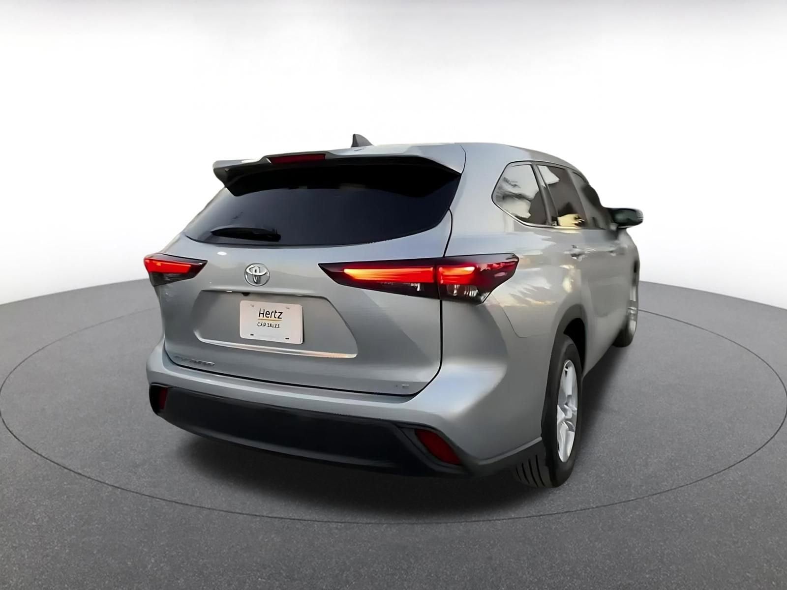 Thumbnail: 2025 Toyota Highlander - 14